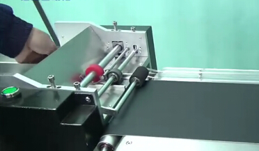 �C(j��)�������^��